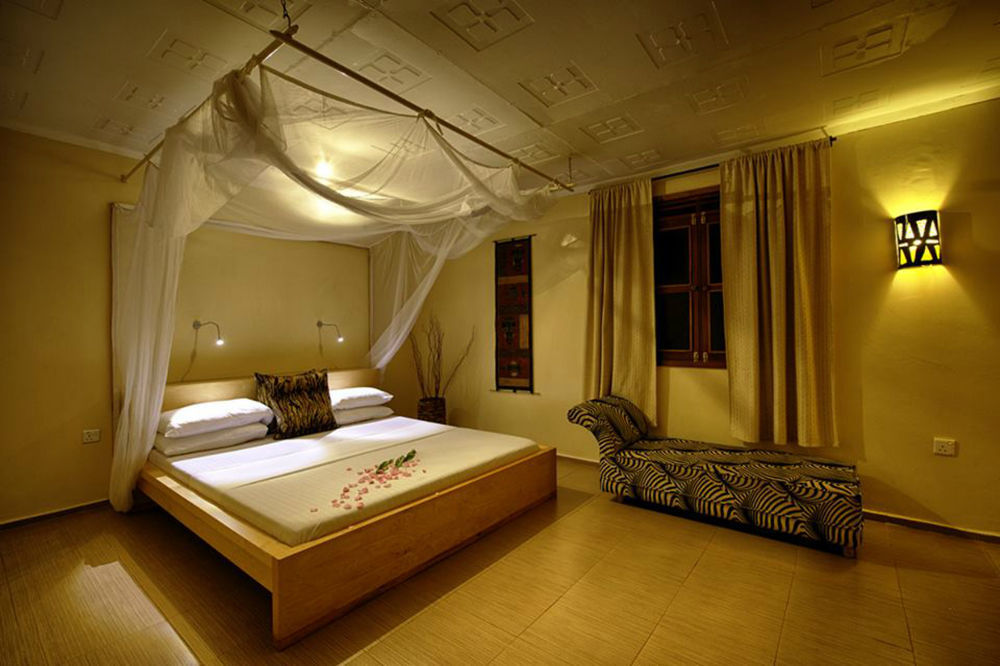 2 Friends Guest House Jinja Exterior photo